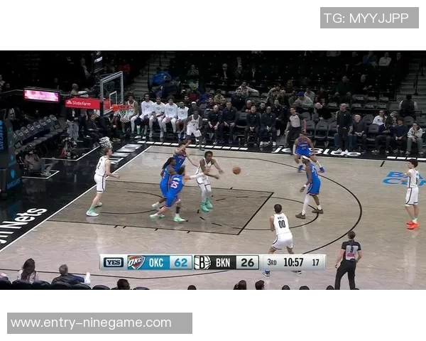 克拉克斯顿虽砍下16分12板8助却难阻球队失利无力回天的悲壮表现